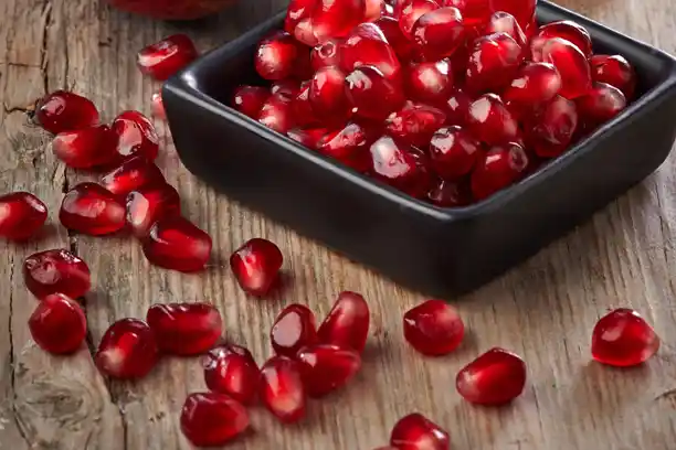 Is it Safe to Eat Pomegranate Seeds?